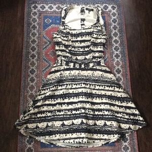 Jessica Simpson Patterned Dress